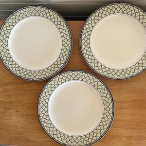 Three Mikasa Intaglio Garden Trellis dinner plates